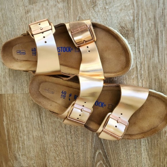 birkenstock metallic rose gold arizona
